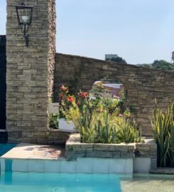 Hotel Hippo Plaza